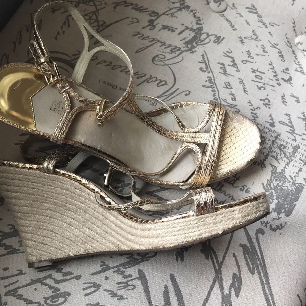 Gold Michael Kors wedges - Picture 3 of 4